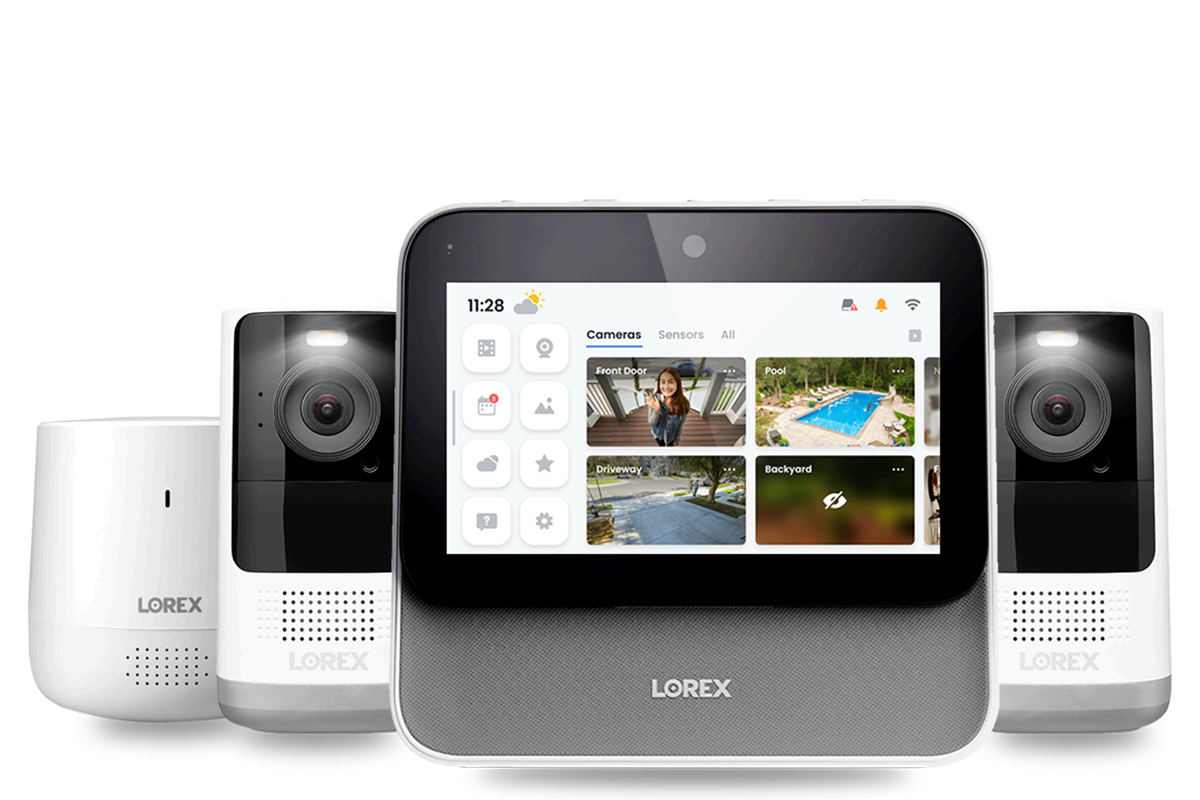 Lorex Smart Home Security Center with Two 2K Battery Cameras and Range Extender
