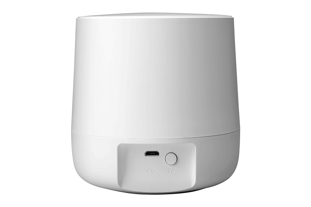 Lorex Smart Home Security Center with Two 2K Battery Cameras and Range Extender
