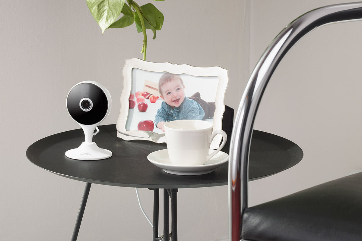 Lorex 2K Indoor Wi-Fi Security Camera - Open Box