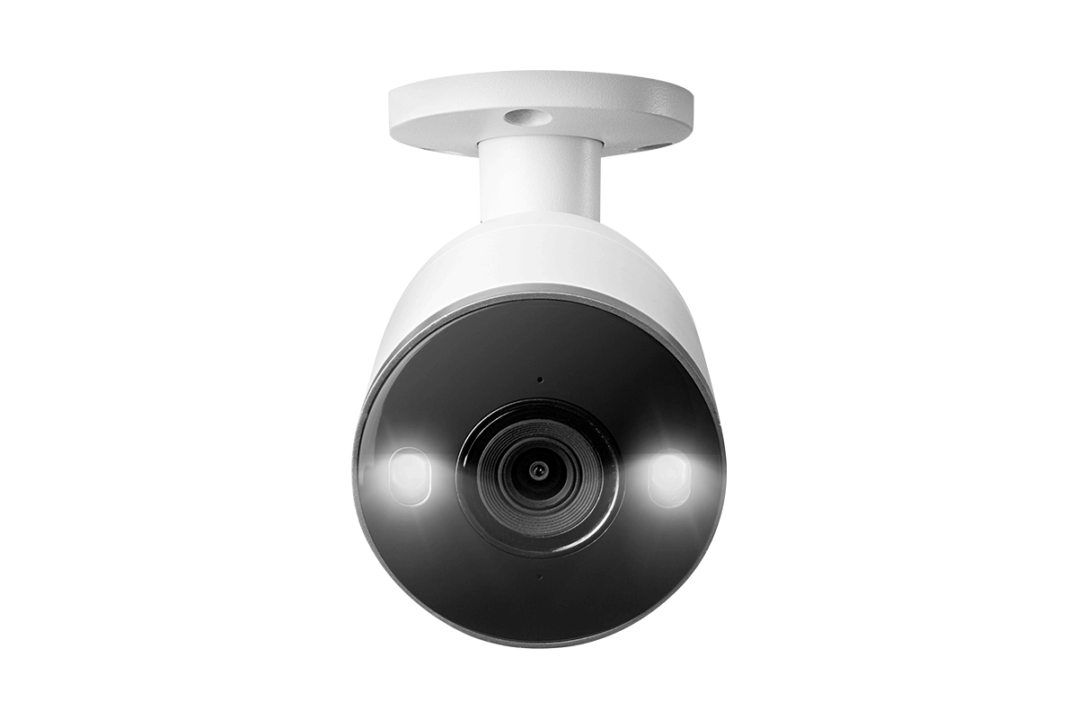 Sistema NVR Lorex 4K de 8 canales con 6 cámaras de disuasión inteligente, capacidades de fusión y detección de movimiento inteligente Plus